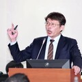黃國昌酸苗博雅沒當過律師 他秀昔官司紀錄