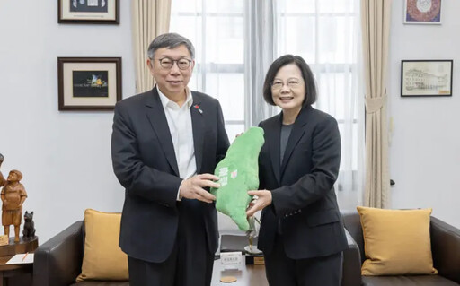 昔蔡柯會全程閉門 吳思瑤批:黃國昌偏不行