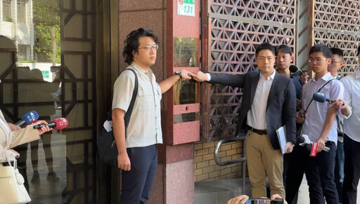 沈伯洋怒控「3粉專造謠」!下週再告傅崐萁