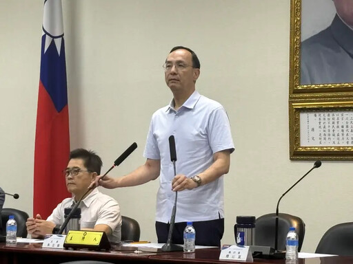 朱立倫籲別辦藍不辦綠 他酸這句