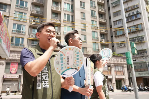 催罷免!綠發起路口宣講 直奔葉元之服務處