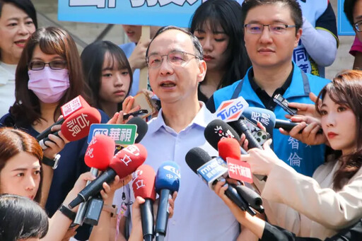 館長稱蔣、盧是好人選 朱主席態度曝光
