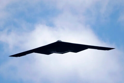 外型像飛碟 美軍B-2轟炸機建功轟炸伊朗
