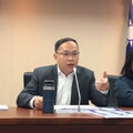 王義川控藍委在棒球場發水 他怒批造謠