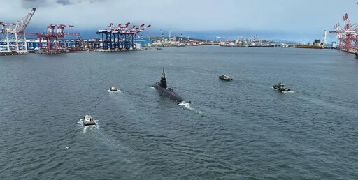 海鯤號二次海試 完成艦船操控運轉能力測試