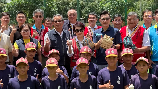 打「膠帶球」也是享受!原鄉少棒隊出國圓夢