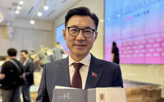 青鳥稱江啟臣父辭世「壞事做太多」 她怒嗆