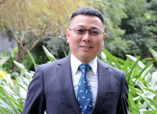 放鳥韓官員 王鴻薇：內閣滿意度還要掉幾趴