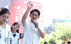 黃國昌火辣嗆記者！李正皓再爆民眾黨黑歷史