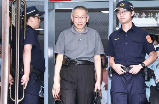 柯文哲直逼大位?沈富雄改口:他只剩一條路
