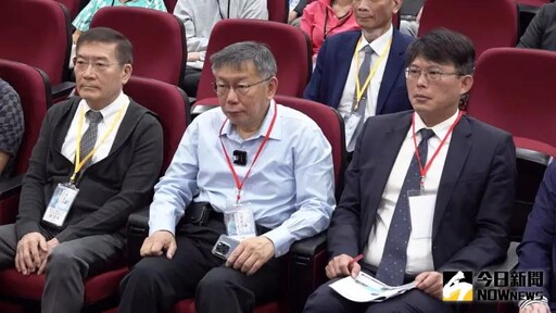 黃國昌：柯文哲稱堅持兩年條款是對的