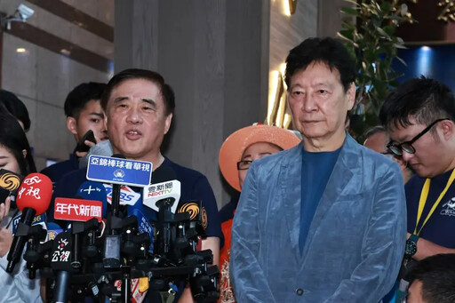 快訊／郝龍斌領表宣布參選黨主席