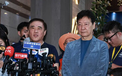 快訊／郝龍斌領表宣布參選黨主席