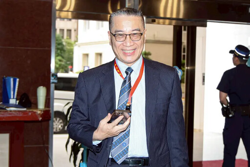 受邀出席黨團大會!徐國勇:三長要經選舉