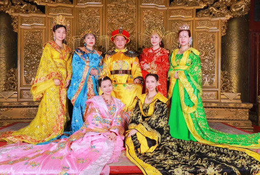 吊車大王老婆一字排開！馭妻2字精髓全說了