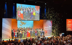 獲邀英國自民黨大會！綠國際部發表演說