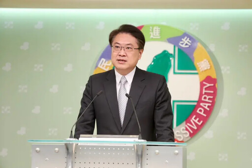 被點名戰台北 黨內評林右昌「稀有動物」
