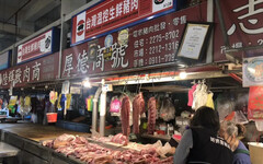 挺防疫!盧秀燕:市場豬肉攤商免收使用費
