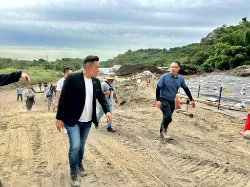 獨／畫面曝光！燕圾湖不只加蓋還挖排水溝