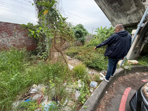 斗六市區驚見三不管地帶!議員怒揭堆滿垃圾