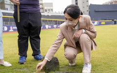 高虹安亂挖棒球場？他翻譯判決書打臉綠議員