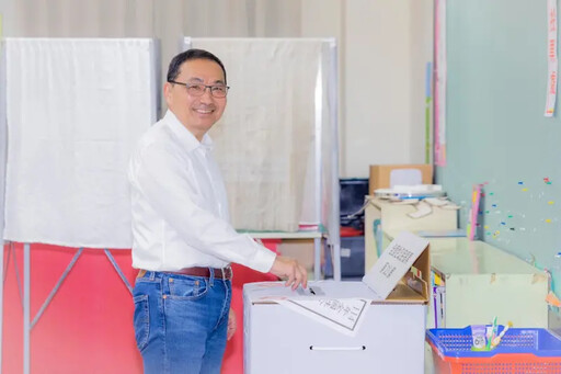 鄭黃會談藍白合 去年最大苦主侯友宜說話了