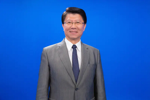 直言謝龍介贏不了 醫：藍白合也沒用