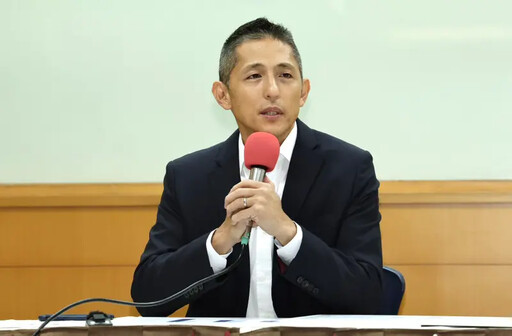 檢討罷團?吳怡農:我在批評名嘴與專家