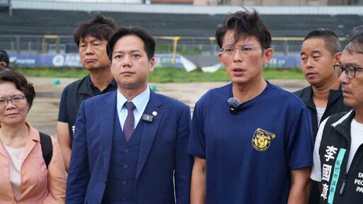【新竹12億球場爛尾】黃國昌怒揭：原土被賣、回填垃圾賺兩手！