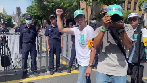 獲准交保!阿伯回來了 彰化民眾黨北上接柯文哲