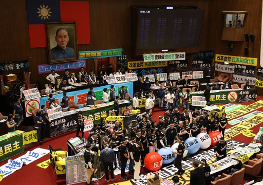 國會擴權輿論戰開打！賴清德台南本命區 藍綠615同日尬場較勁