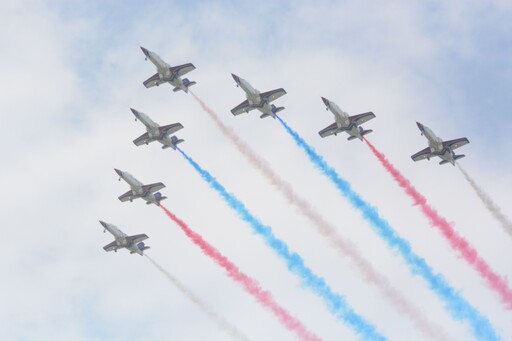 賴清德任內首次主持國軍營區開放 10日校閱空軍四型戰機性能展示