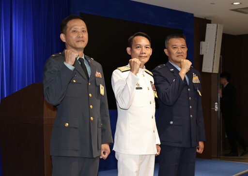 首次主持國軍晉任將官勗勉典禮 賴清德：中華民國和中華人民共和國互不隸屬