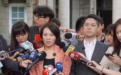 柯文哲稱不知京華城容積率840% 簡舒培：公然說謊「都忘了怎麼嗆聲郝龍斌」