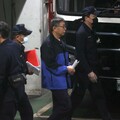 柯文哲遭爆市長室收沈慶京1500萬 「延押豬隊友」是黃瀞瑩