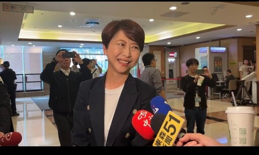 電梯前相遇最尷尬一刻全都錄 陳亭妃拒絕和謝龍介握手：「他跟林俊憲比較好」