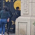 傅崐萁管家涉案落跑了！北檢發布通緝 律師疑藏匿人犯50萬交保