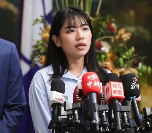李孝亮嘆「聯繫不到主席」 楊智伃：國民黨不是只有朱立倫