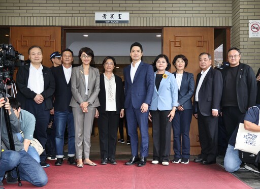 討補助款！蔣萬安率藍營8縣市到行政院交訴願書 嗆「拒絕任中央宰割」