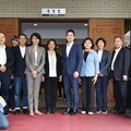 討補助款！蔣萬安率藍營8縣市到行政院交訴願書 嗆「拒絕任中央宰割」