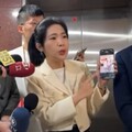 徐巧芯秀鐵證否認「搭公務車宣傳反罷免」 四叉貓再PO影片：我是不太信啦