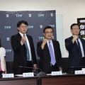 質疑爆棚！醫、學、檢、民單日狂轟六彈重擊 白營版「法庭直播」四面楚歌