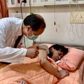 陳水扁PO病床憔悴照 自曝「連續血便」：急切8顆瘜肉等報告