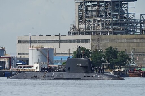 海鯤號首度台灣海峽海測平安返航 高雄港附近海、空域軍方全面戒備