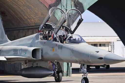 捍衛台海領空逾50年 F-5F／RF-5E型機除役前的最後巡禮
