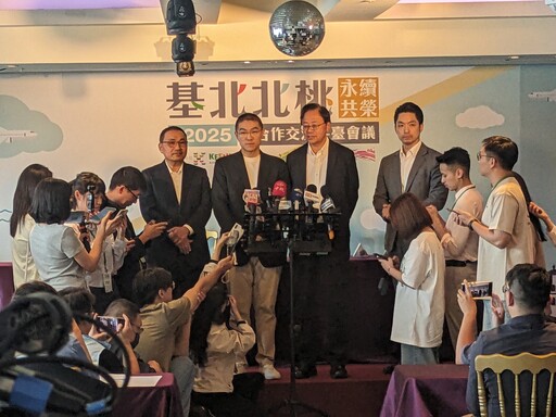 北北基桃藍營4首長合體批綠 反大罷免將仿盧秀燕請假輔選