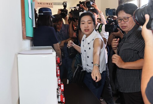 舌戰綠委後宣布確診！徐巧芯向接觸者致歉 痛斥杜秉澄「有病」盼法官重判