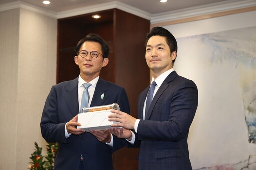 黃國昌表態參選新北市長！前藍委開第一槍反對 侯友宜說話了