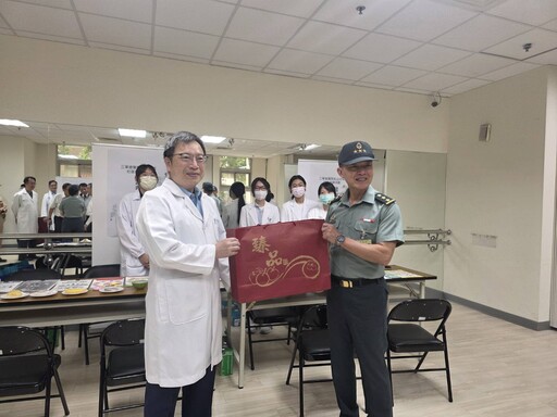 三總社區關懷巡迴醫療 李棟樑肯定醫護人員為民服務辛勞