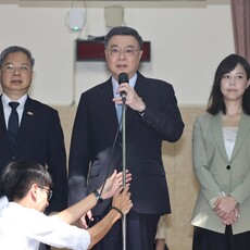 郭智輝傳肝部病變至台大就診 卓榮泰預告內閣改組5人以上